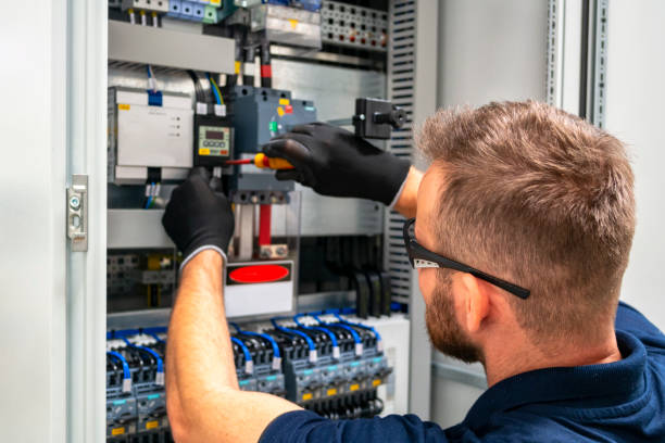 Best 24-Hour Electrician  in Maple Grove, MN